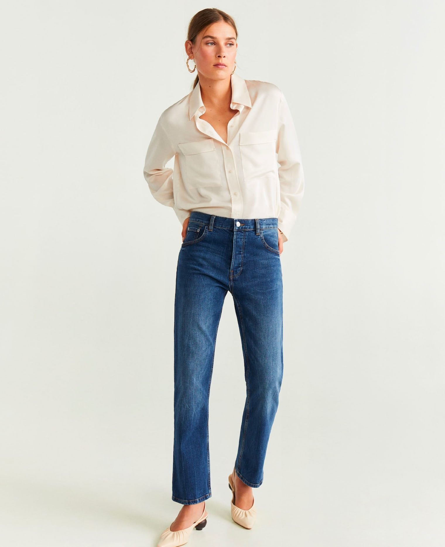 Mid-waist august jeans